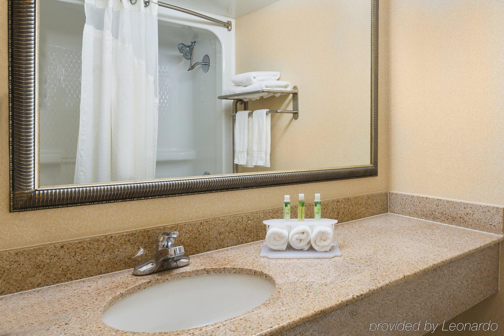 Holiday Inn Express Richmond-Mechanicsville By Ihg Экстерьер фото