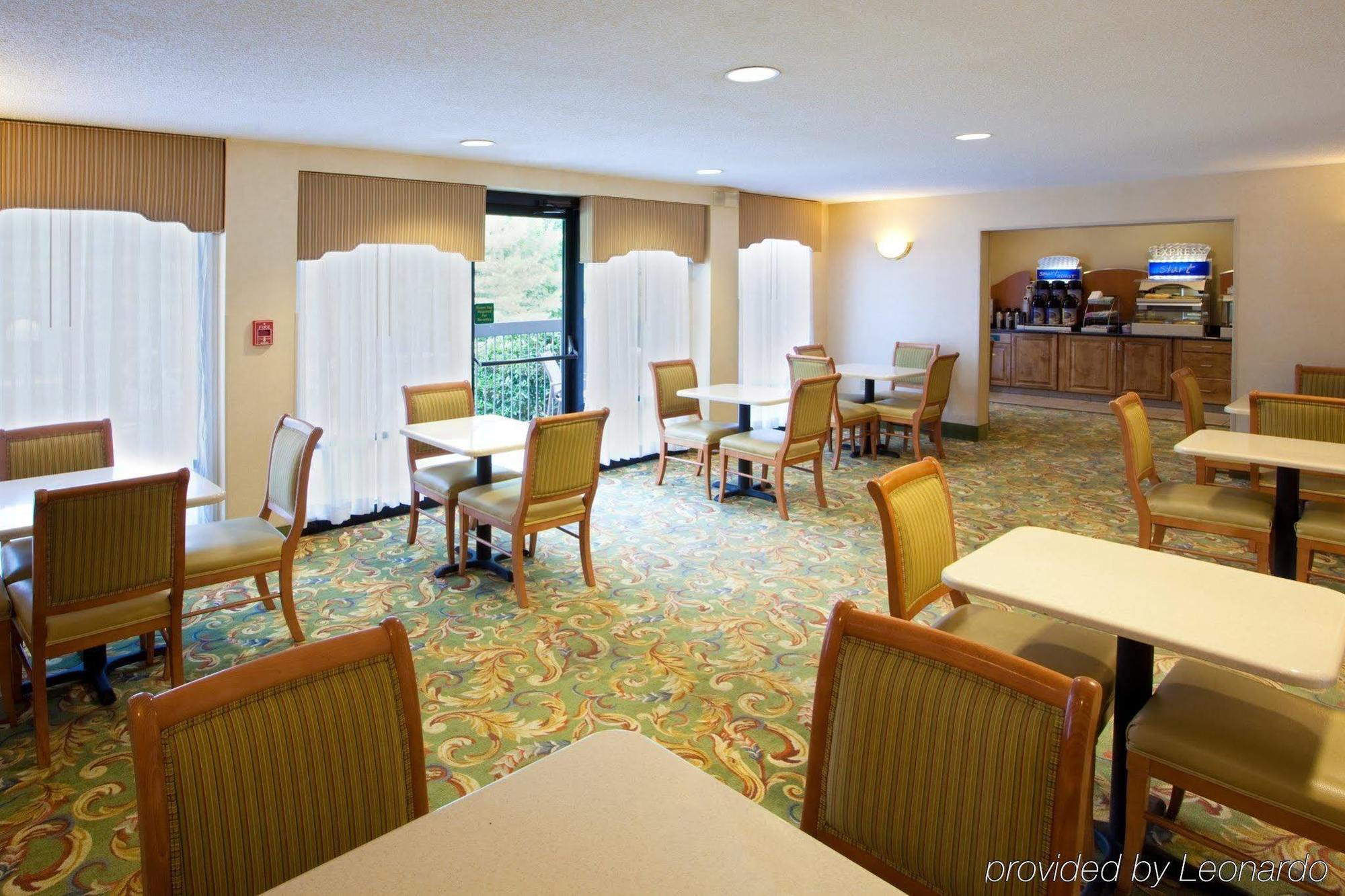 Holiday Inn Express Richmond-Mechanicsville By Ihg Экстерьер фото