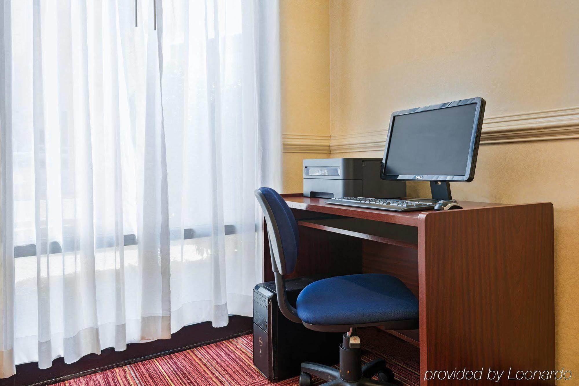 Holiday Inn Express Richmond-Mechanicsville By Ihg Экстерьер фото